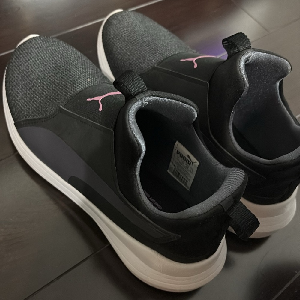 Puma Soft Foam Running Shoes